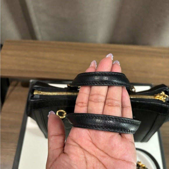 Gucci Ophedia Black Leather Handbag - Picture 10 of 17